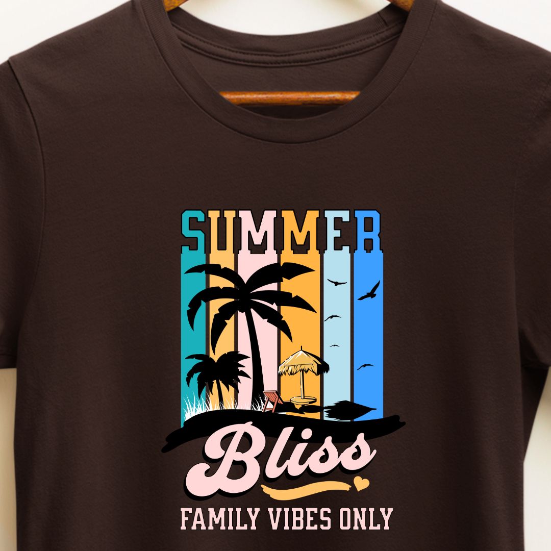 Summer Bliss: Family Vibes Only Vacation T-Shirt - Perfect for Matching Family Outfits