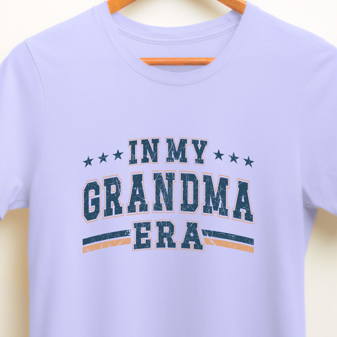 "In My Grandma Era" T-Shirt – Cool & Elegant University Font, Perfect Gift for Grandmother | Unisex Fit