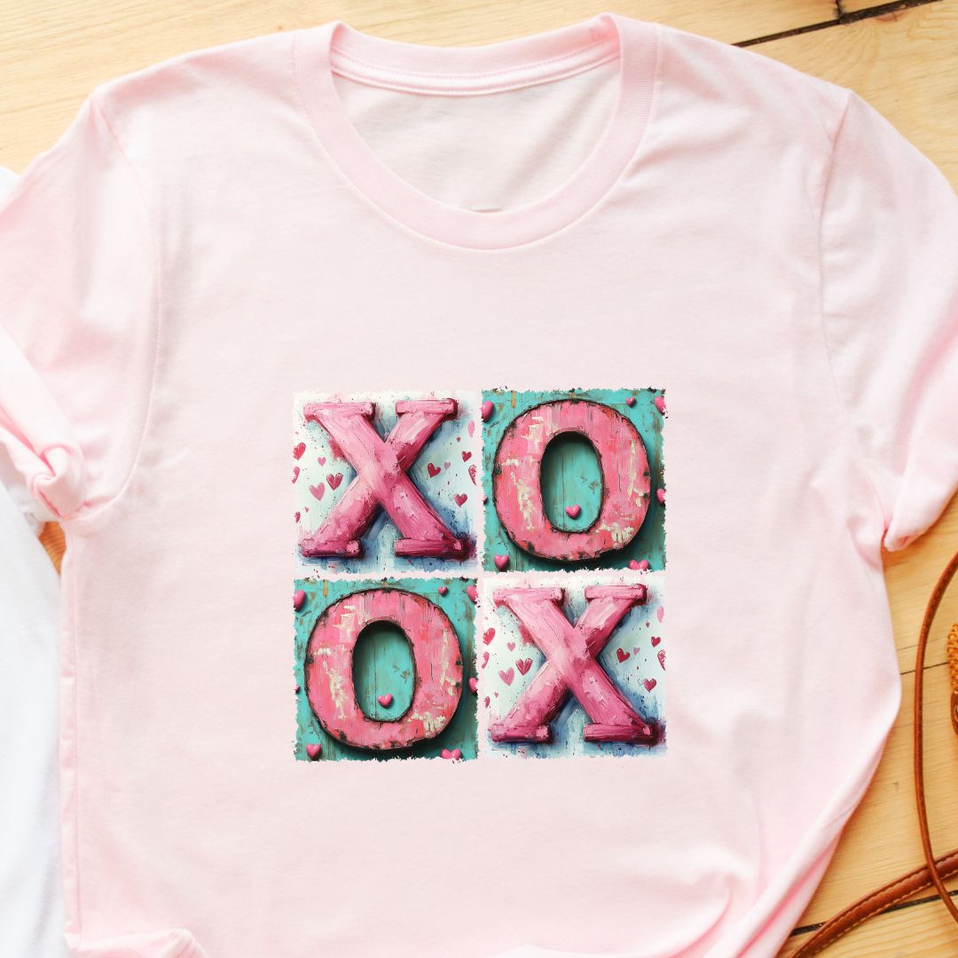 "XOXO Aesthetic T-Shirt – Elegant Minimalist Design for Everyday Style | Unisex Fit"