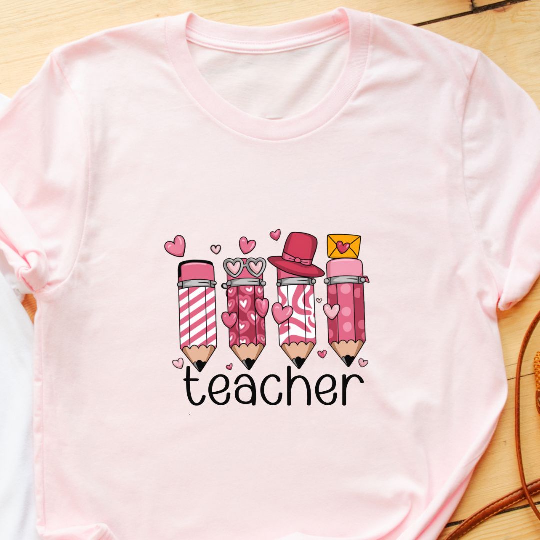 "Teacher" T-Shirt – Cute Pencil & Heart Graphic | Perfect Gift for Teachers | Unisex Fit