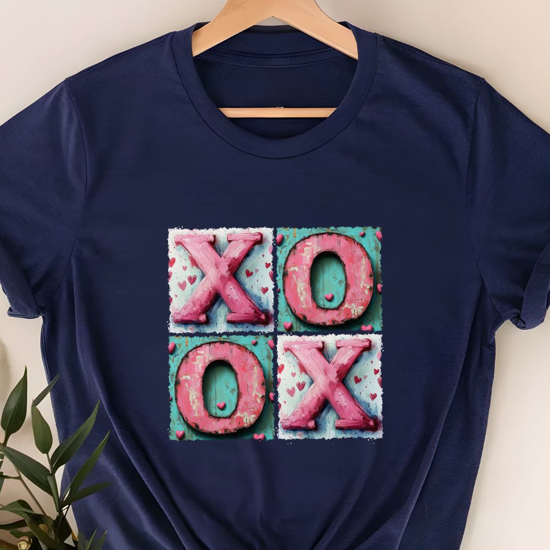 "XOXO Aesthetic T-Shirt – Elegant Minimalist Design for Everyday Style | Unisex Fit"