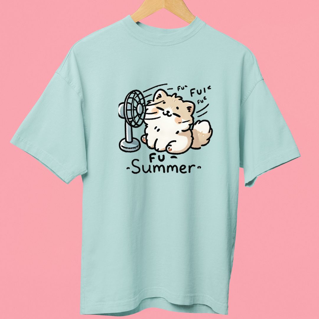 "Fu Summer" Oversized T-Shirt – Cute Cat in Front of Fan Design for Summer